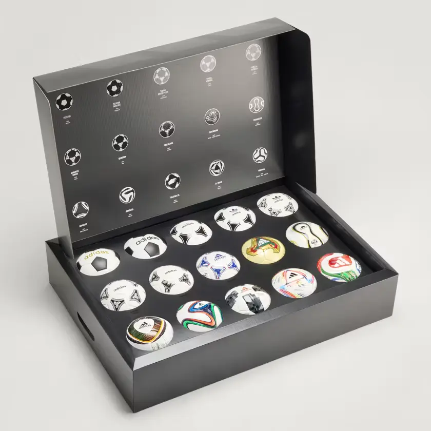 FIFA WORLD CUP 26™ HISTORICAL MINI BALL SET